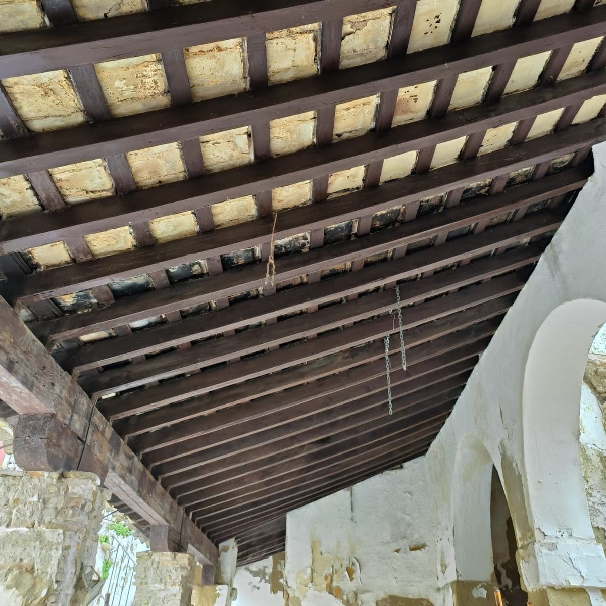 rehabilitación techos de antigua bodega de jerez